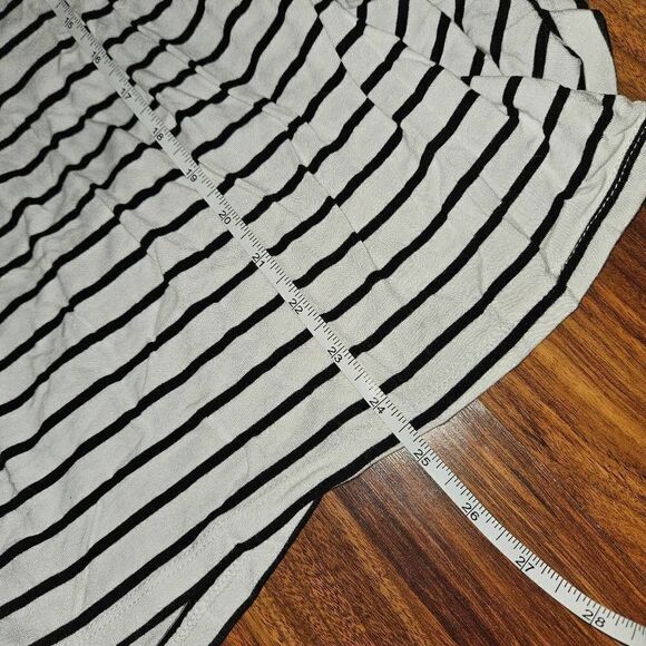 Time and Tru Black White Striped Maternity Flowy Top Womens Size S - Picture 3 of 6